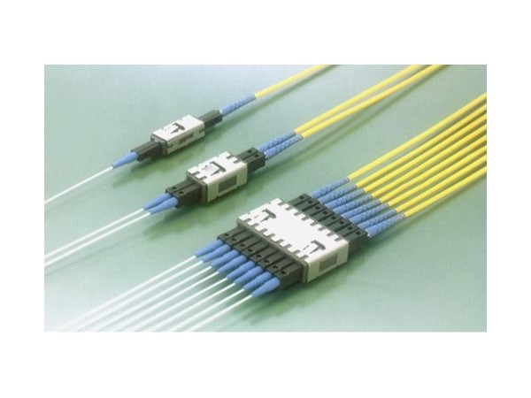 連接器<i style='color:red'>接插件</i>為何會高頻使用，它又有哪些用途呢？「軒業」