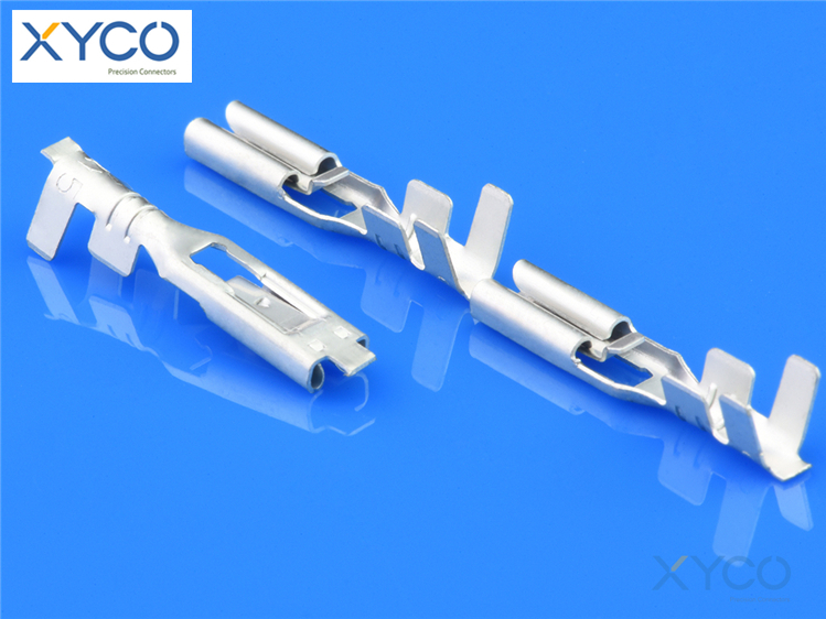 110系列帶鎖扣母端子 110系列帶鎖扣母端子