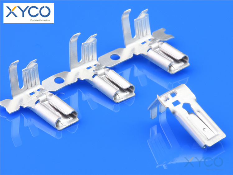 187系列旗型帶鎖扣母端子 187系列旗型帶鎖扣母端子