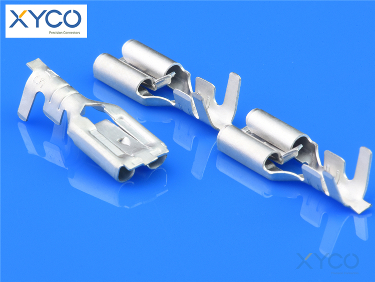 205系列母端帶鎖扣 205系列母端帶鎖扣